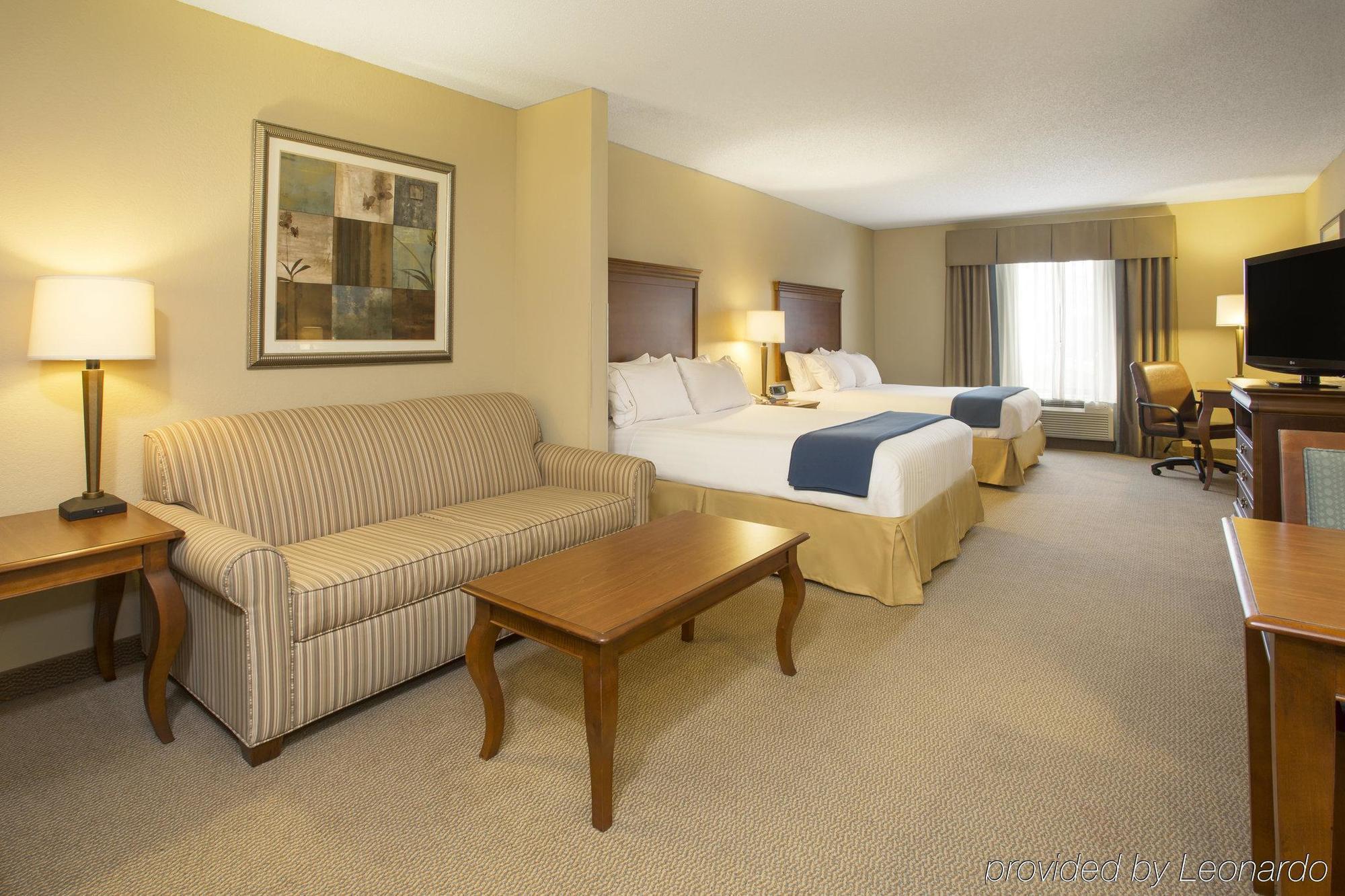 Holiday Inn Express & Suites Culpeper By Ihg Buitenkant foto