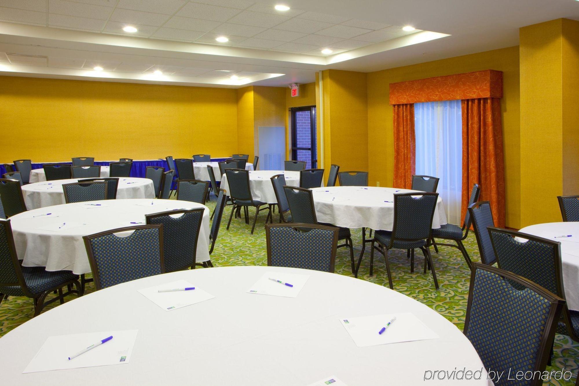 Holiday Inn Express & Suites Culpeper By Ihg Buitenkant foto